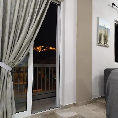 Nafplio City Apartments * 나플리오
