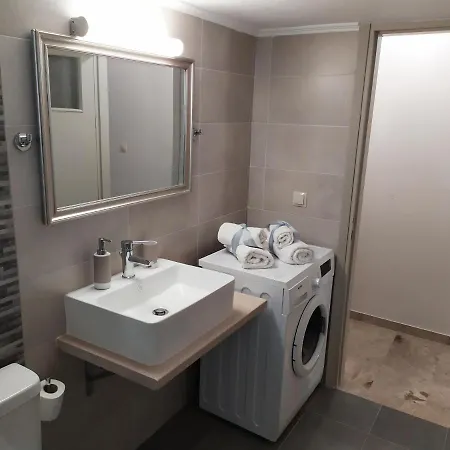 Nafplio City Apartments * 나플리오