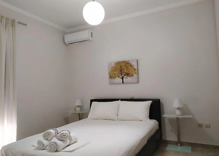 Nafplio City Apartments *